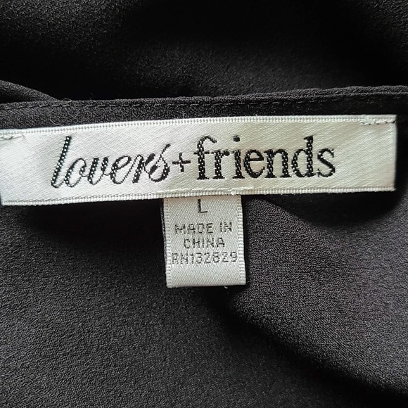 LOVERS + FRIENDS Black Bell Sleeve Cold Shoulder Top Blouse Scoop Neck Large - Picture 10 of 12